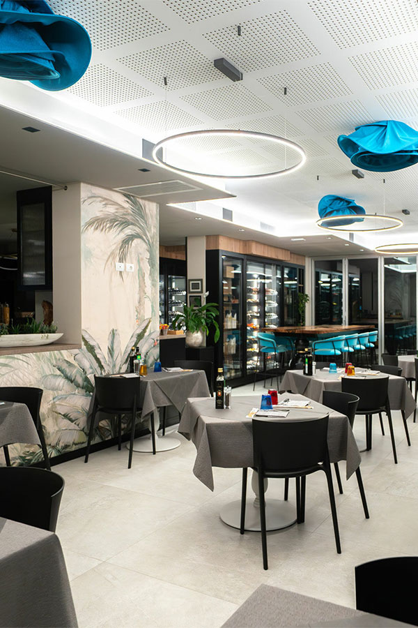 Ristorante Hotel Rolly  - Tradizione gastronomica famigliare ad un passo dal centro di Riva del Garda e dal Lago
